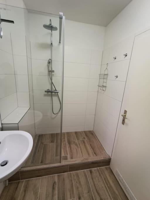 Comfortable Apartment With Balcony Бохум Екстериор снимка