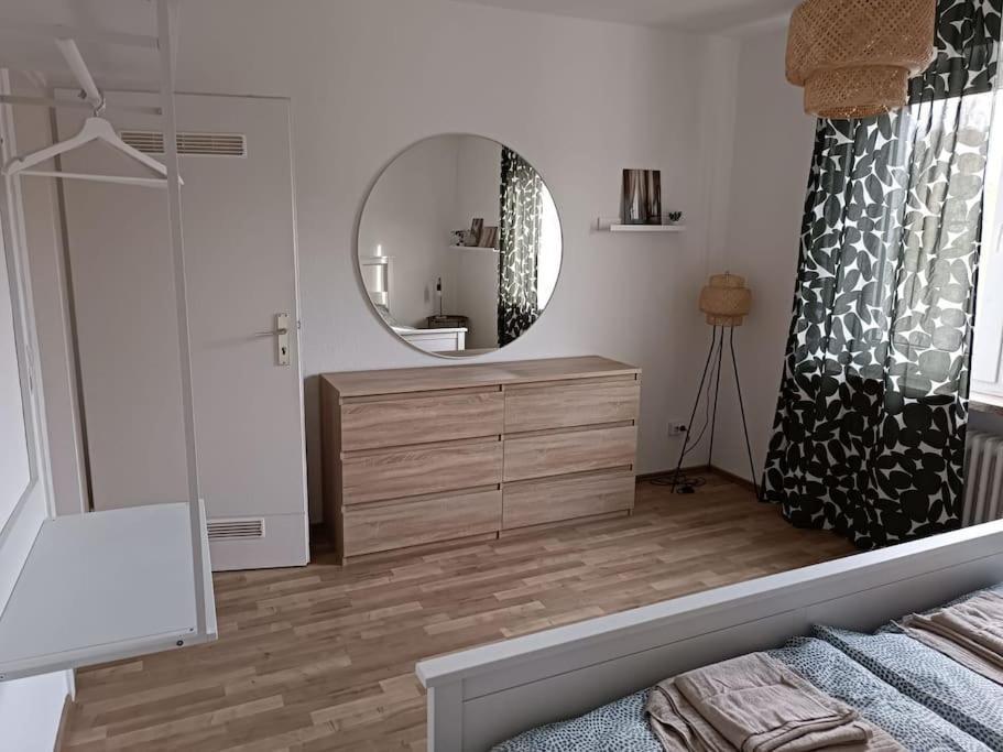 Comfortable Apartment With Balcony Бохум Екстериор снимка